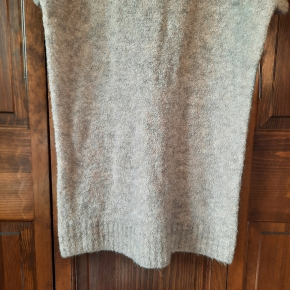 🛍 NWT Express Boucle Crew Neck Mini Shift Sweater Dress tan wool blend size L - Picture 4 of 14